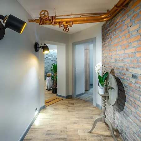 Sea Sail Apartment *