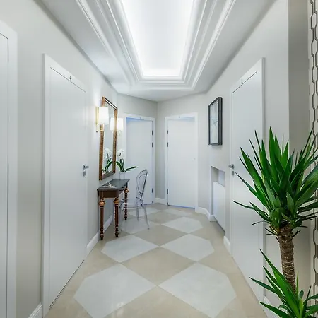 Апартаменты Sea Sail *